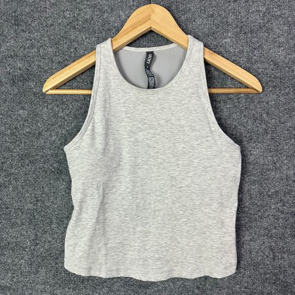 Vuori Tops - Vuori Pose Plyo Tank Women Size Medium Built in Bra Heather Grey Rib Crop Padded